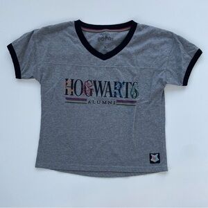 Universal Studies Women's Harry Potter Hogwarts Alumni Ringer Tee Size Medium